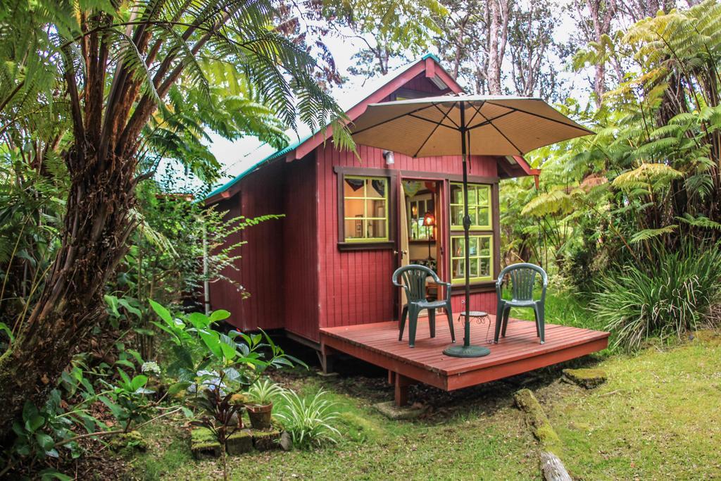 Ferny Hollow: Romantic Rainforest Cottage Volcano Exterior photo